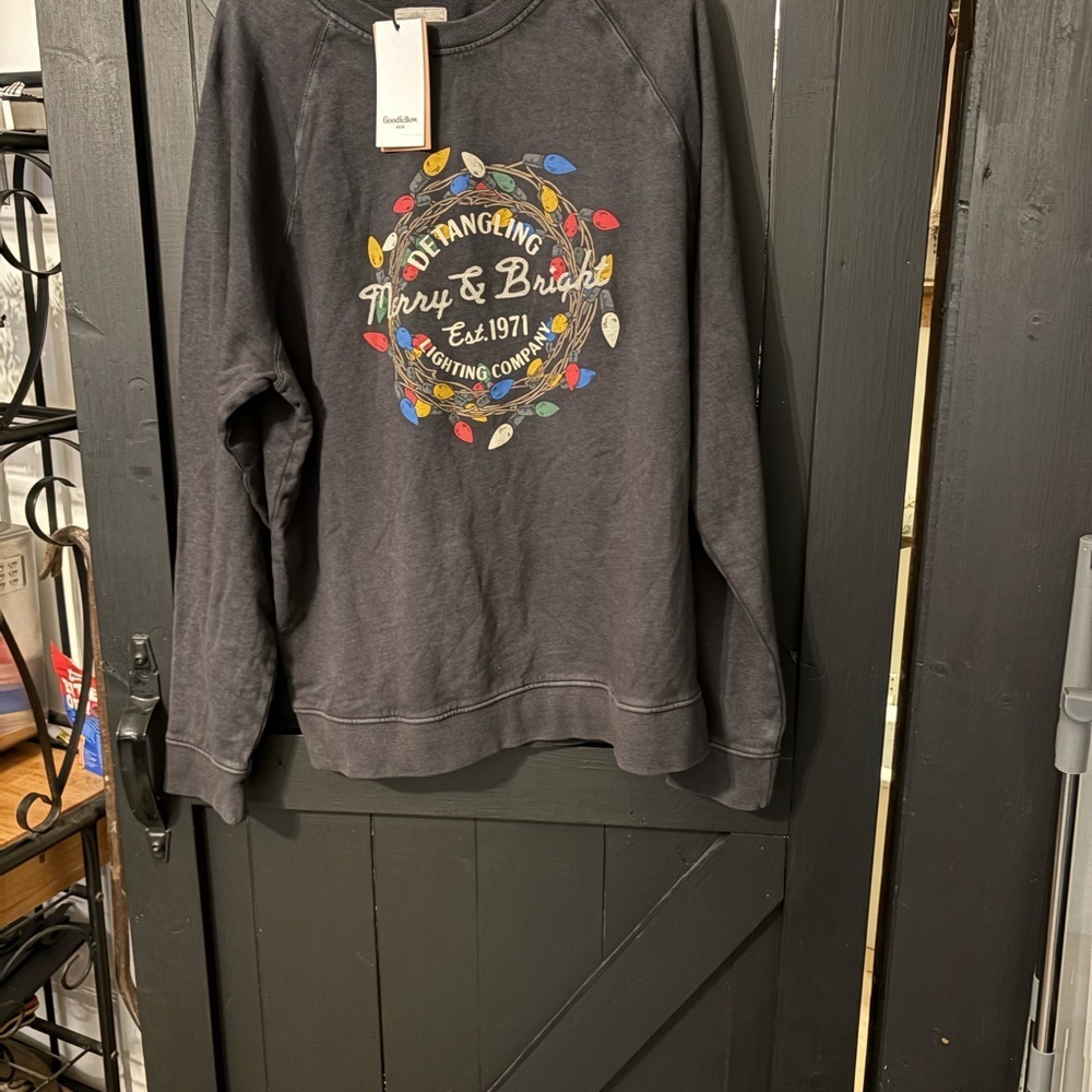 Goodfellow & Co Charcoal Graphic Holiday Sweatshirt with Multicolor Lights